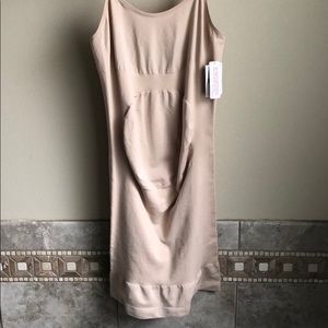 A Pea in the Pod Maternity Shaper